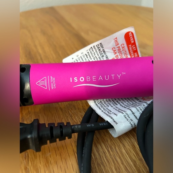 Heat styling brush - Picture 2 of 7